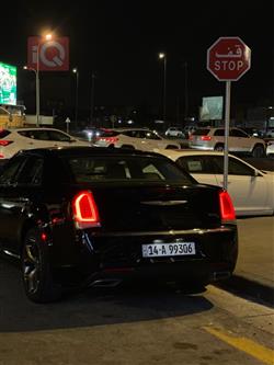 کرایسلەر 300
